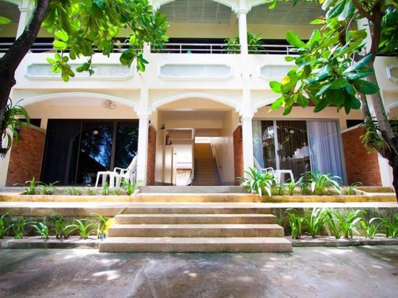 Baan Pron Phateep Patong Exterior photo